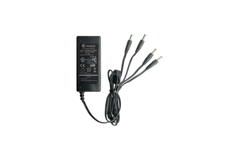 Fuente de alimentación 12V/5A. 4 salidas Fuente de alimentación 12V/5A. 4 salidas